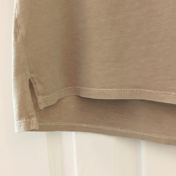 Tee Shop by Victoria's Secret Tan Scoop Neck Oversized Raw Edge Tee Size Small - Picture 4 of 5